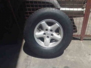 jg de roda aro 15 com pneus